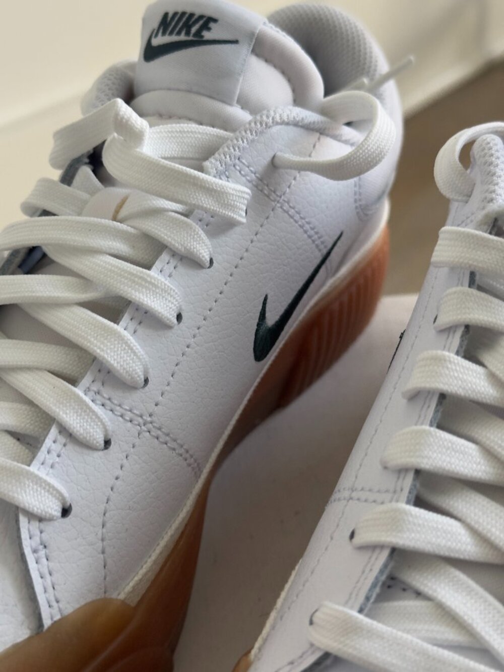 Low top Nike Sneakers